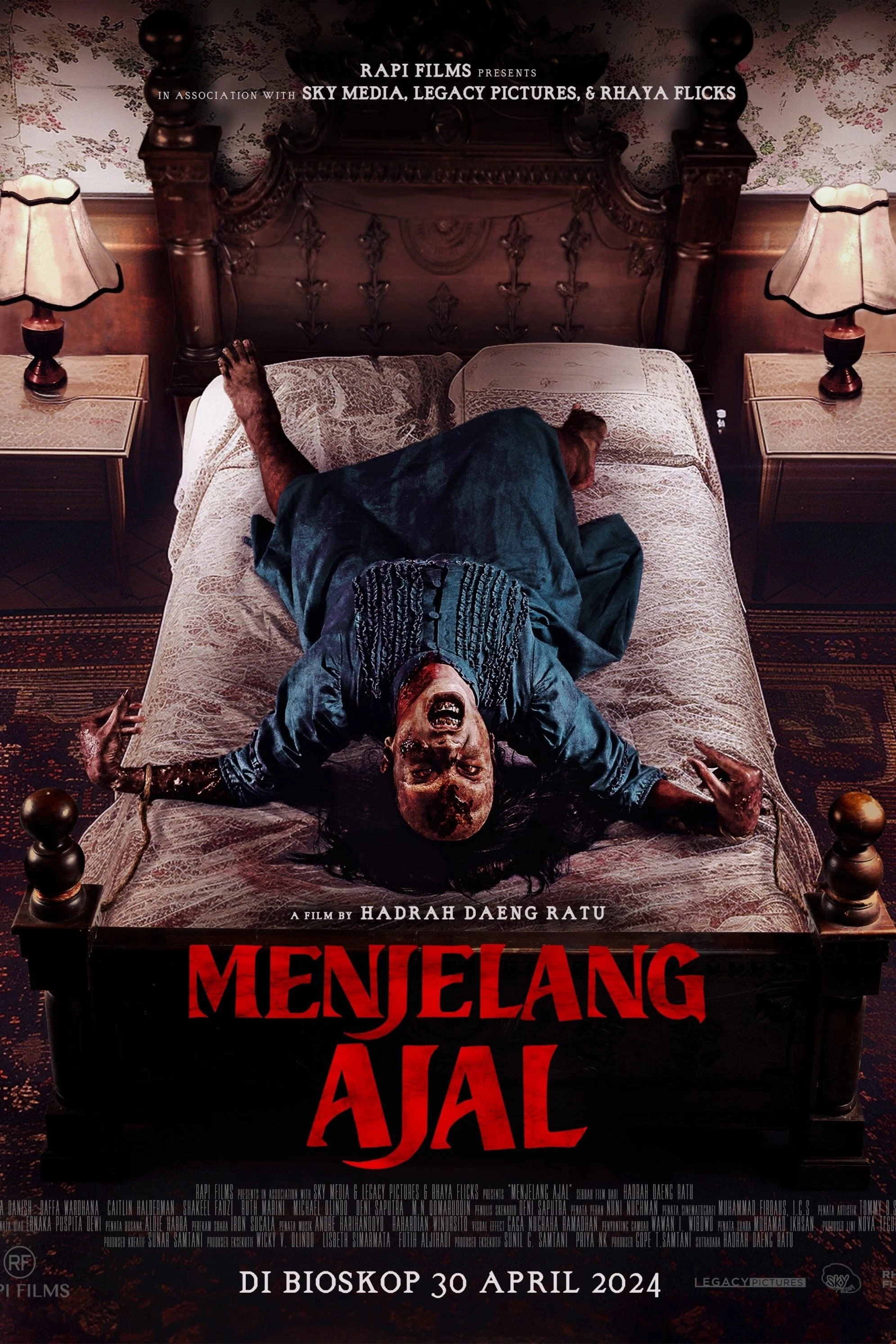 Xem phim Ác Linh Trong Xác Mẹ - Nearing Death