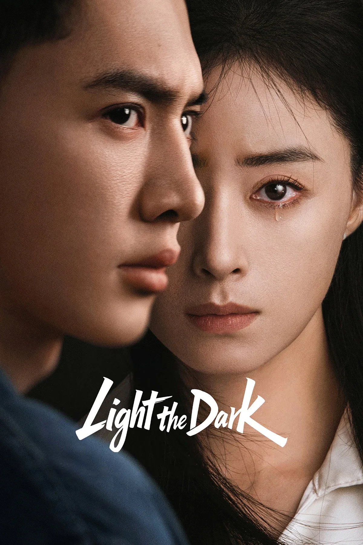 Xem phim Thắp Sáng Đêm Đen - Light the Dark